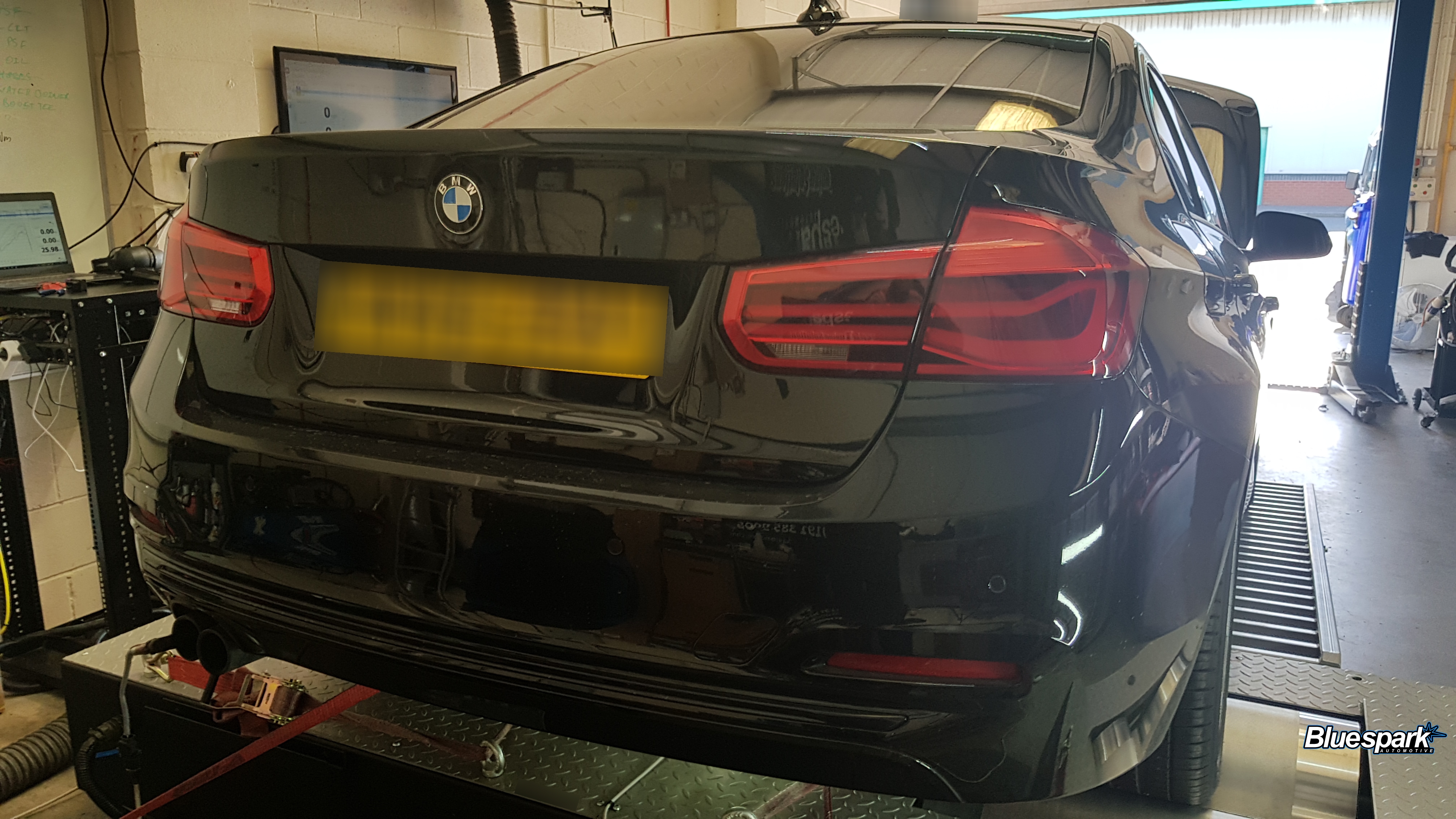 BMW 320i on Dyno
